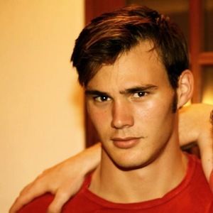 Meet your Posher, Nicholas